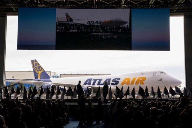 Bàn giao chiếc 747 cuối cùng, Boeing tạm biệt "Nữ hoàng bầu trời"